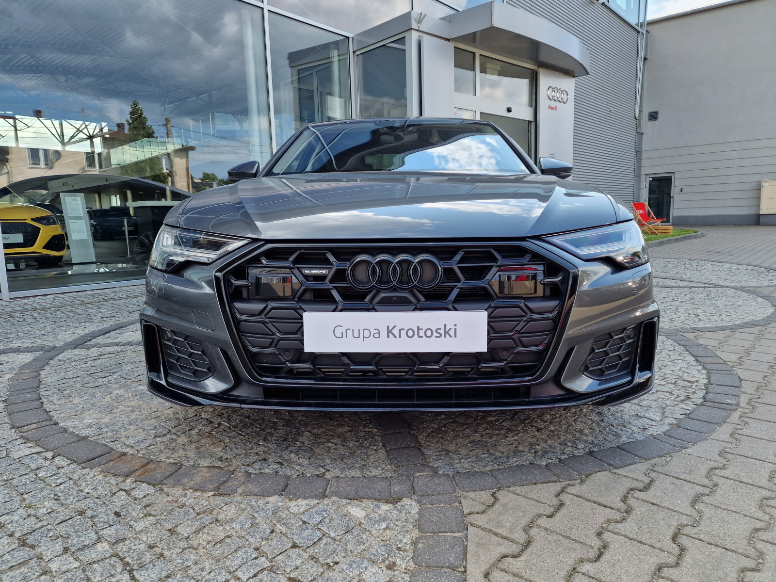 55TFSI e S-line Quattro S-tronic * Pakiet Comfort & Technology * DEMO