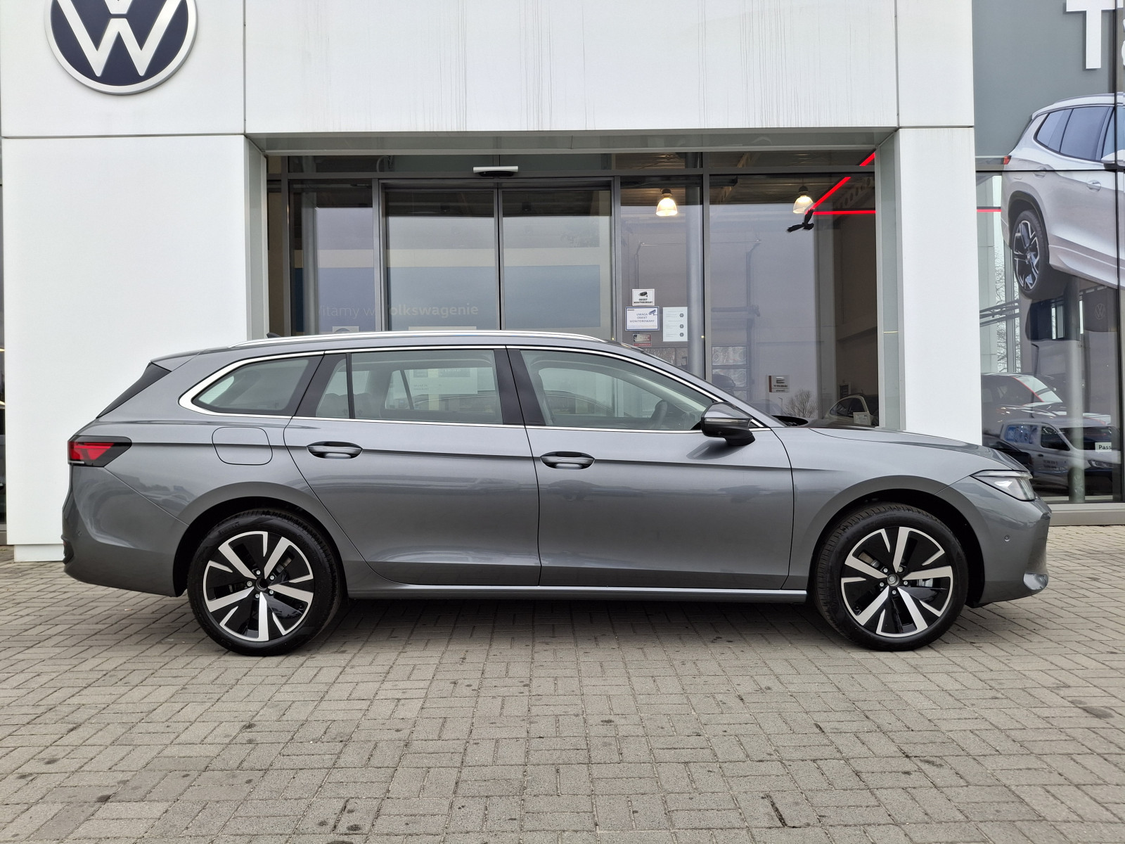 Business 1.5 TSI eHybrid 150 KM DSG Demonstracyjny!