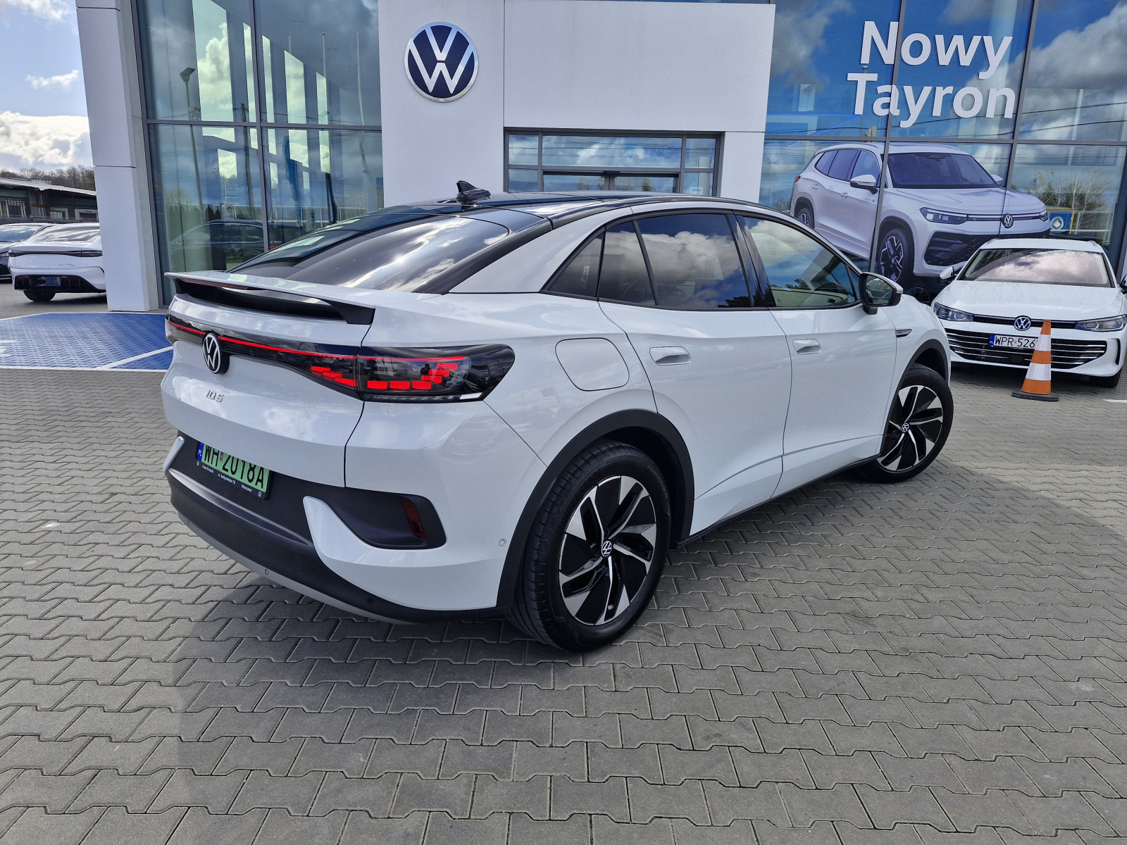 Pro Performance 77 kWh 204 KM Demonstracyjny!