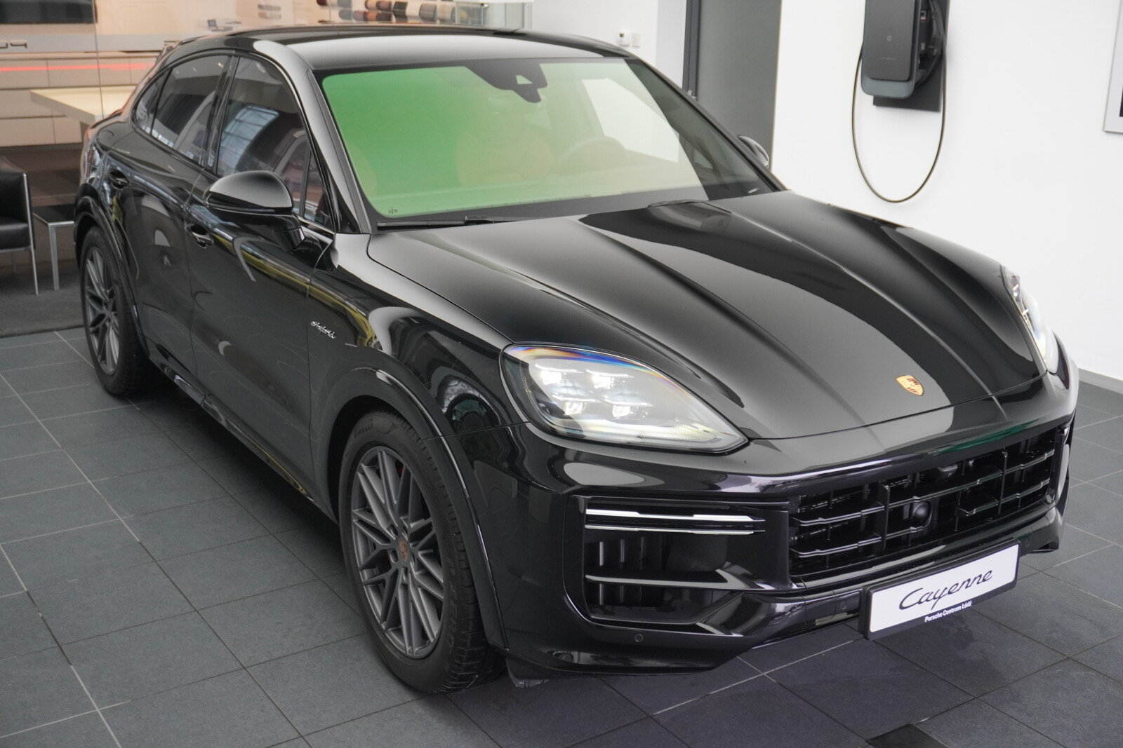 E-Hybrid Coupé 739 KM Dostępny Od Ręki!