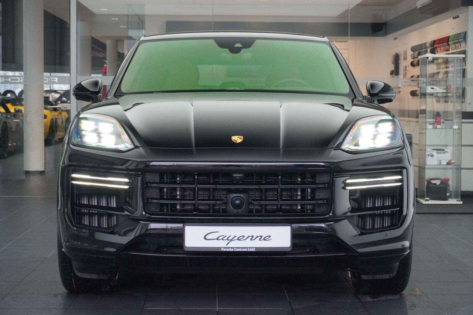 E-Hybrid Coupé 739 KM Dostępny Od Ręki!