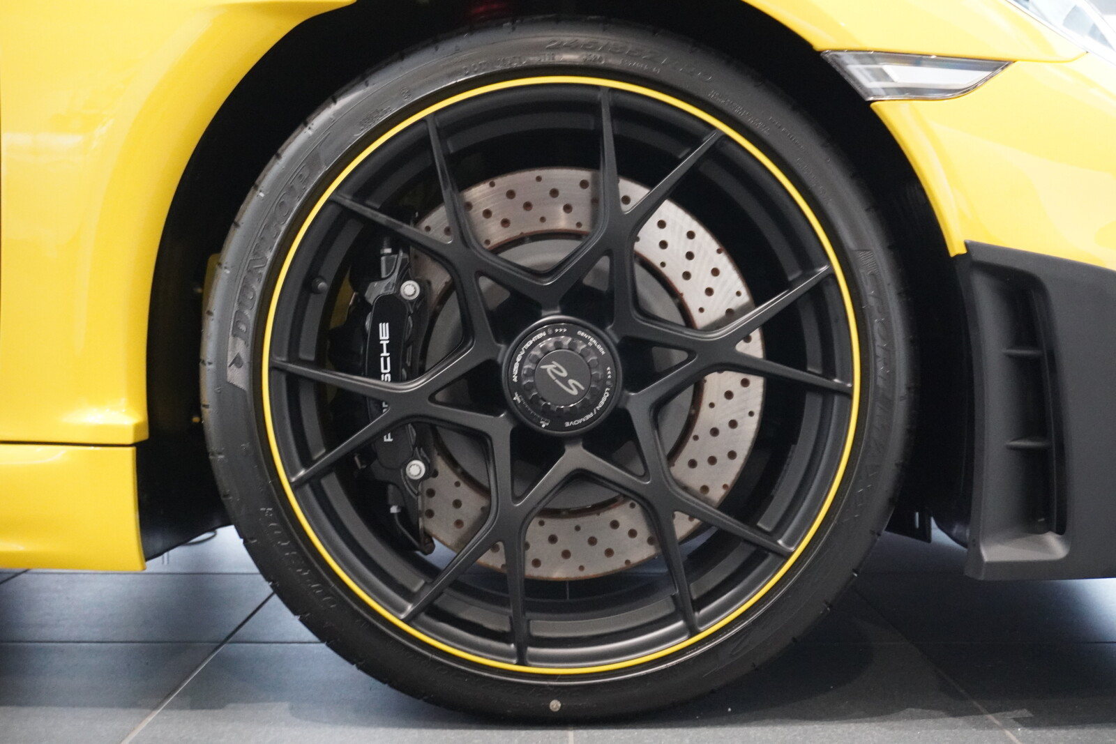 RS 4.0 500 KM Dostępny Od Ręki!