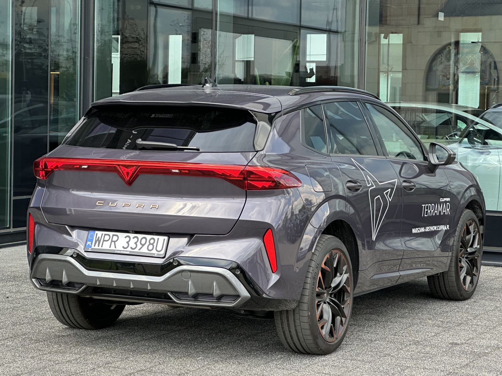 VZ 1.5 e-Hybrid 272 KM 6-biegowa automatyczna - DSG SŁUŻBOWE