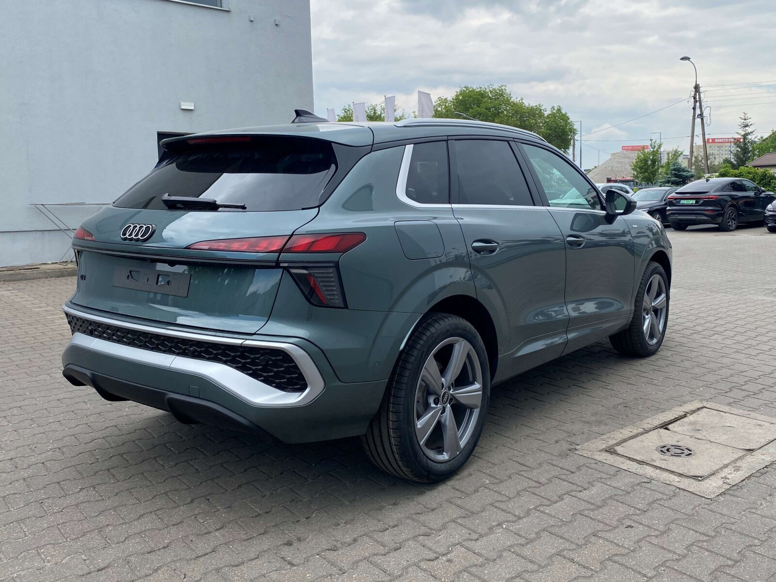SUV TFSI 110 kW S tronic * Pakiet Tech Plus *