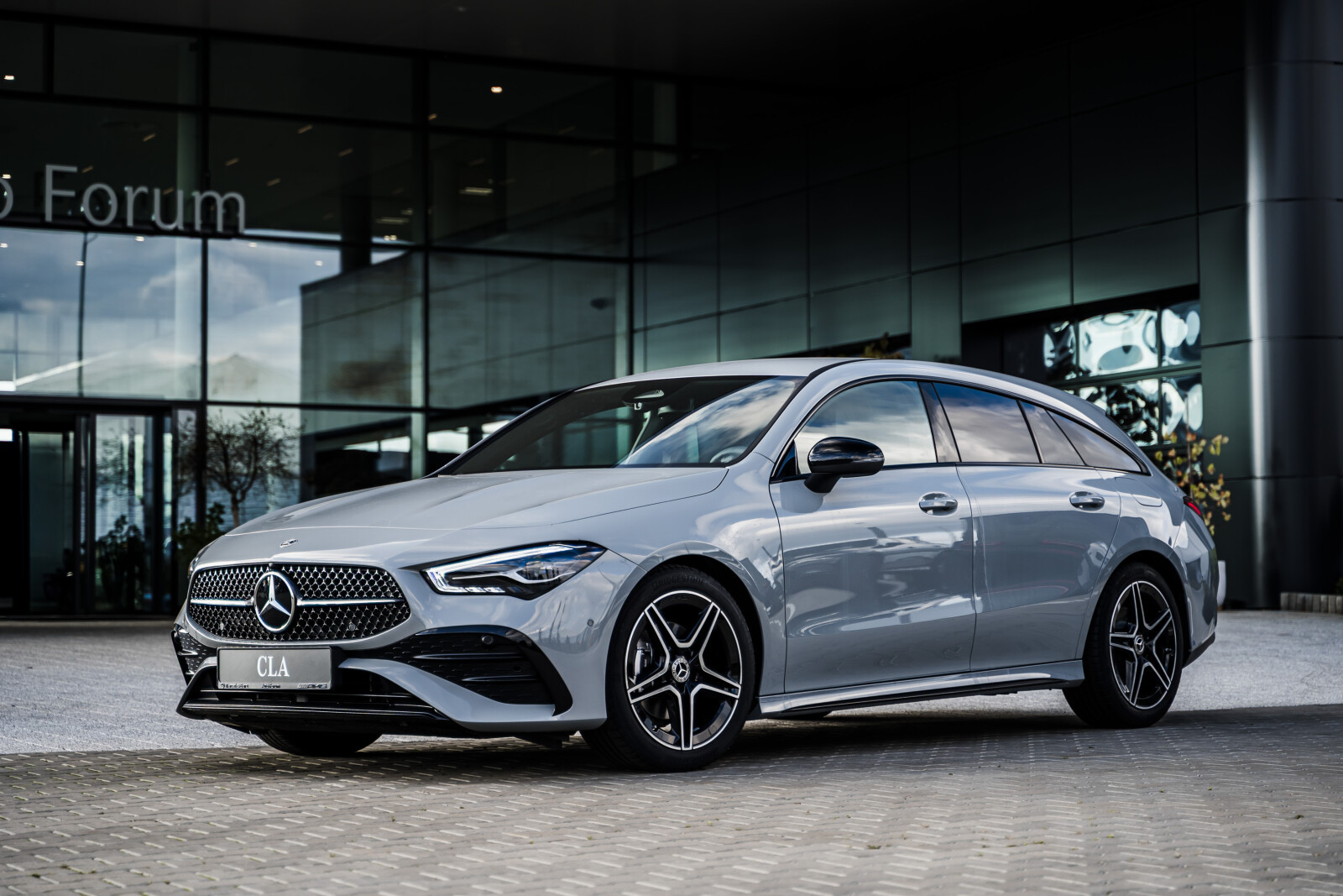 Mercedes-Benz CLA 180