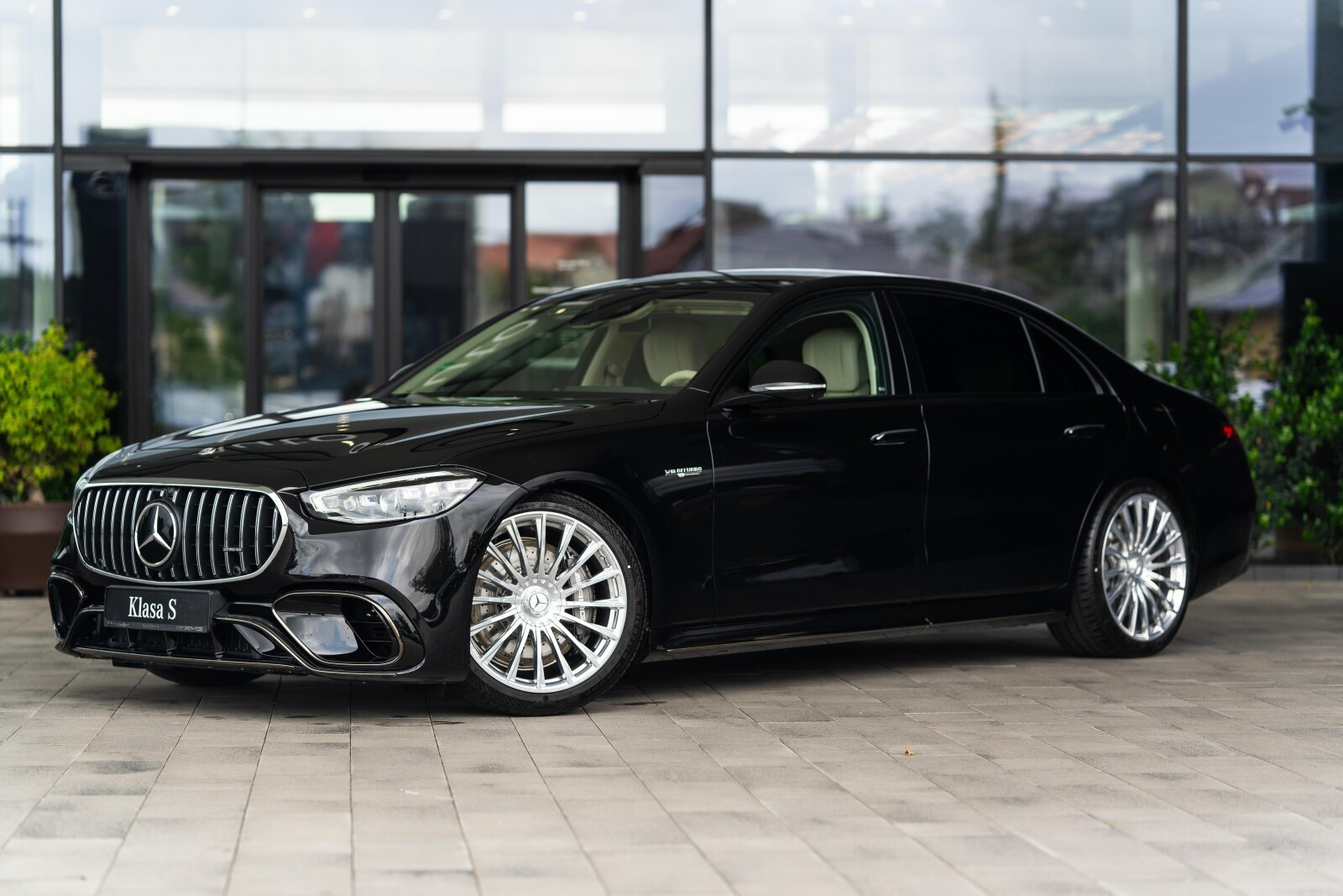 Mercedes-Benz S 63 AMG