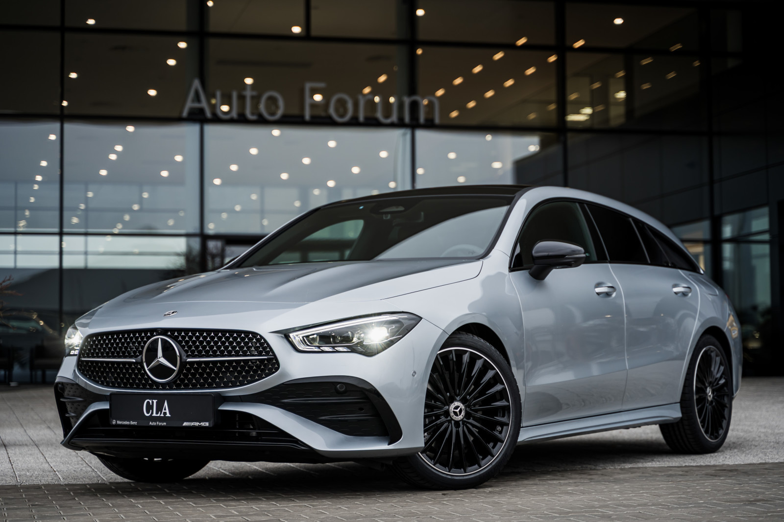 Mercedes-Benz CLA 200