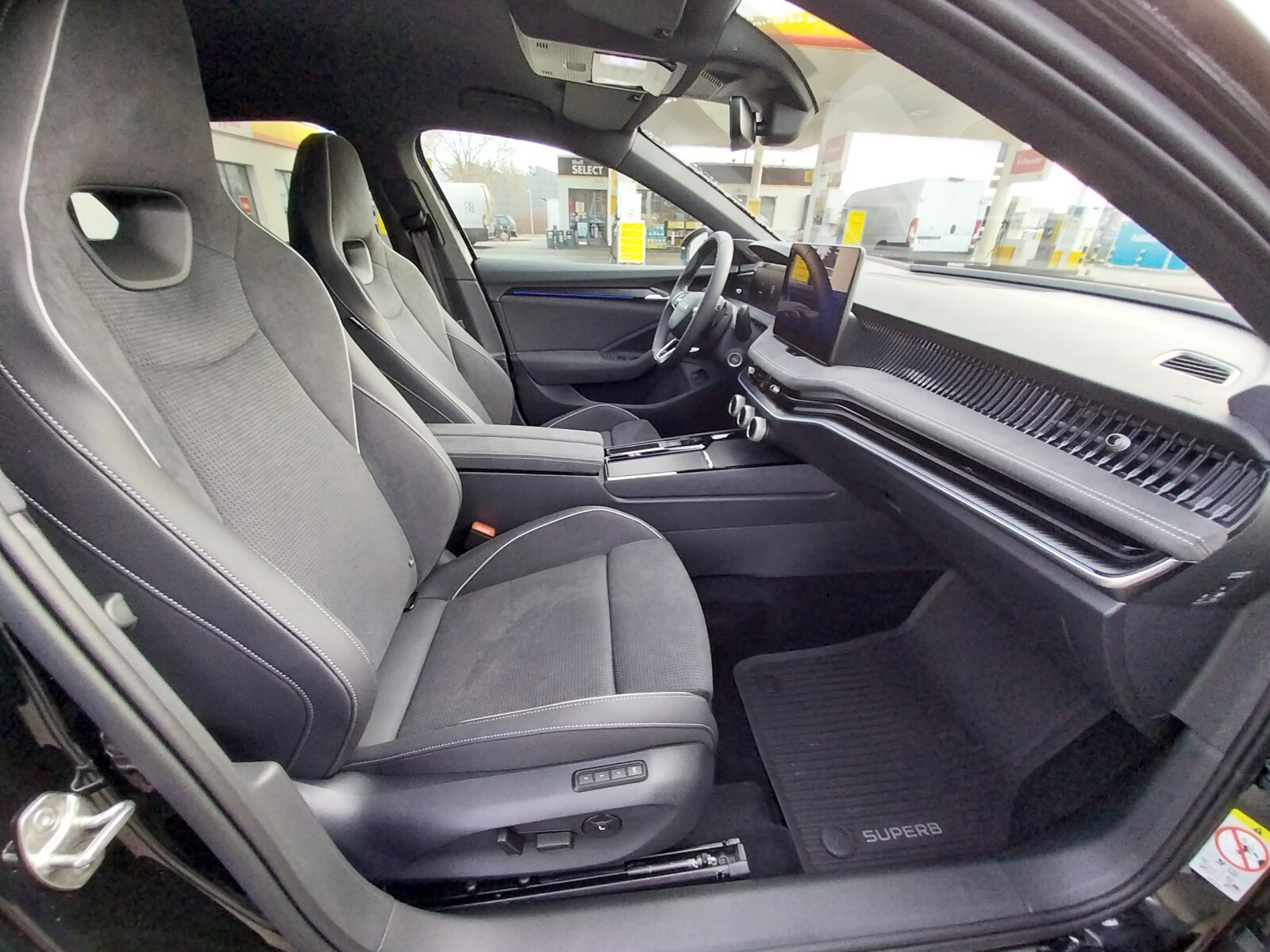 Sportline DSG 1.5 TSI iV Plug-in Hybrid 204 KM | Rok produkcji 2025