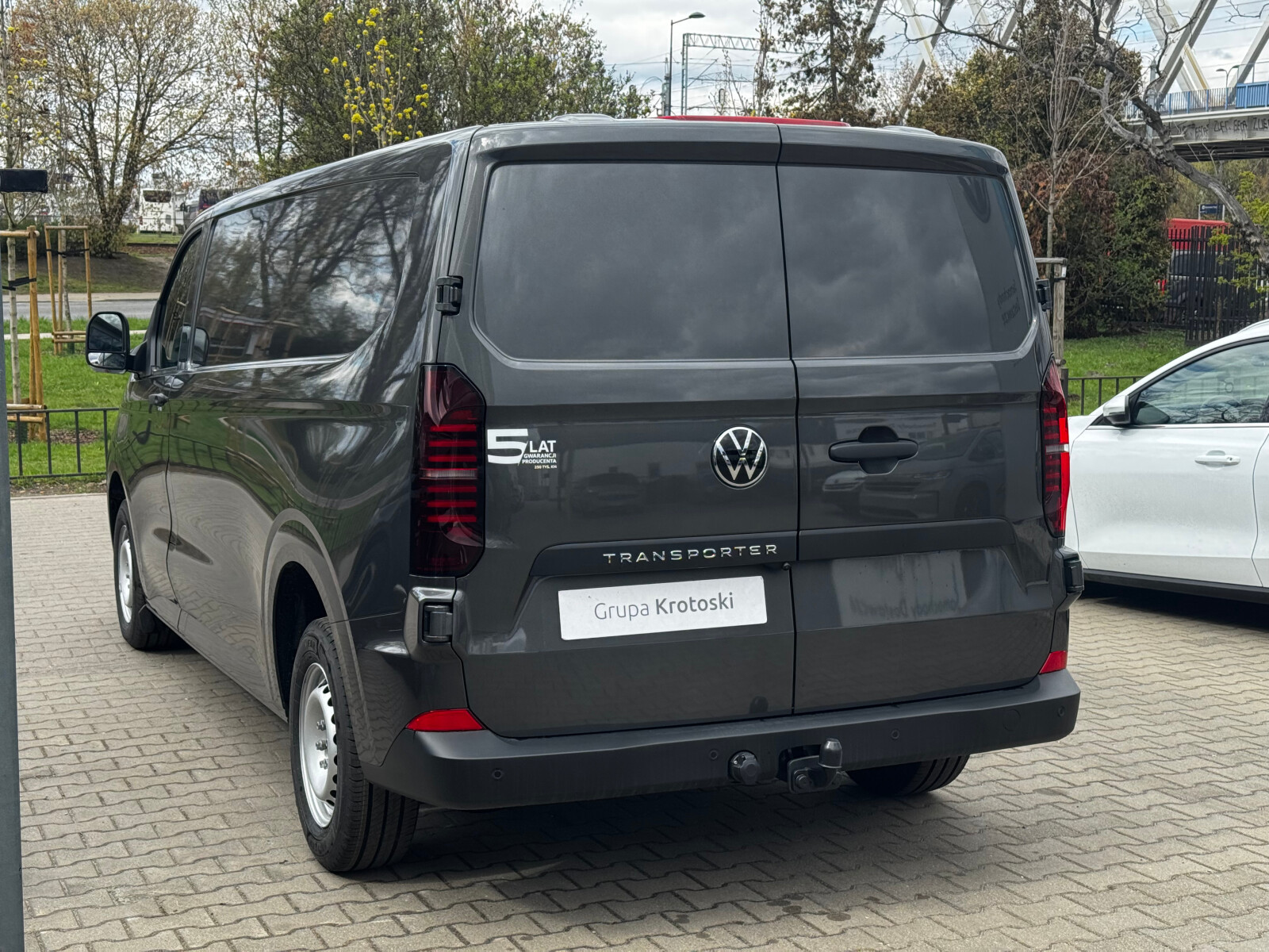Furgon 2.0 l TDI 170 KM 8-biegowa automatyczna Dostępny od Ręki!