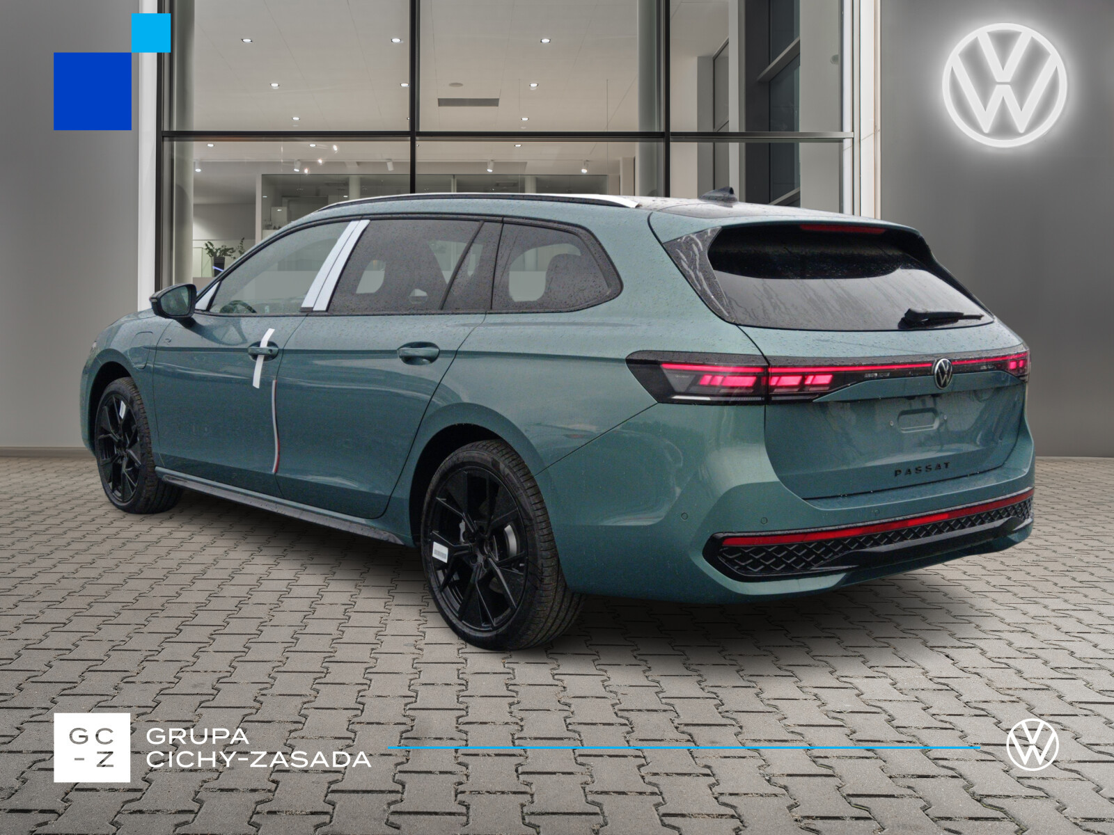 Passat R-Line Plus Hybryda 272KM