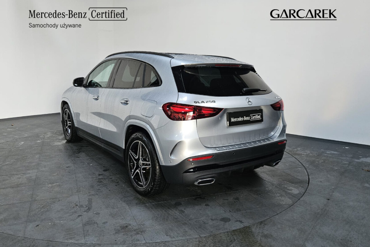 Mercedes GLA250 4MATIC/AMG line/bezwypadkowy/polski salon/FV23%