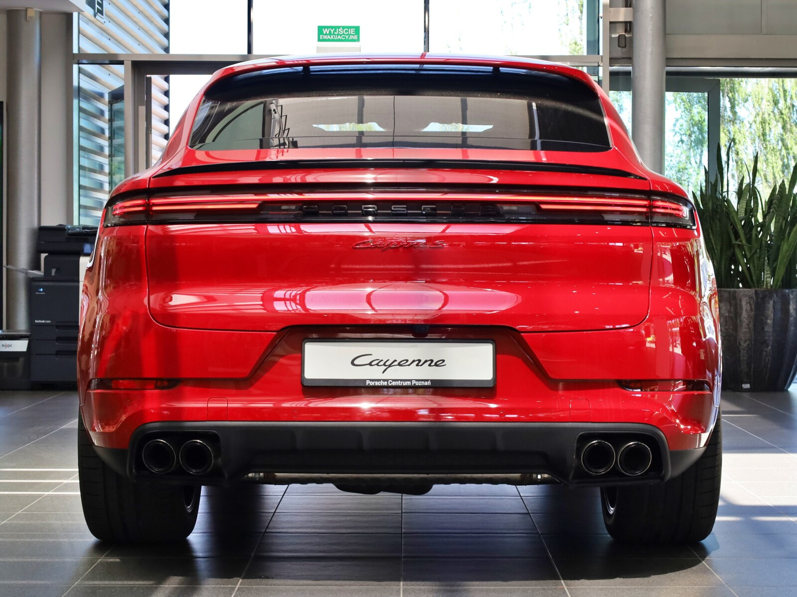 S Coupe 4.0 V8 474 KM