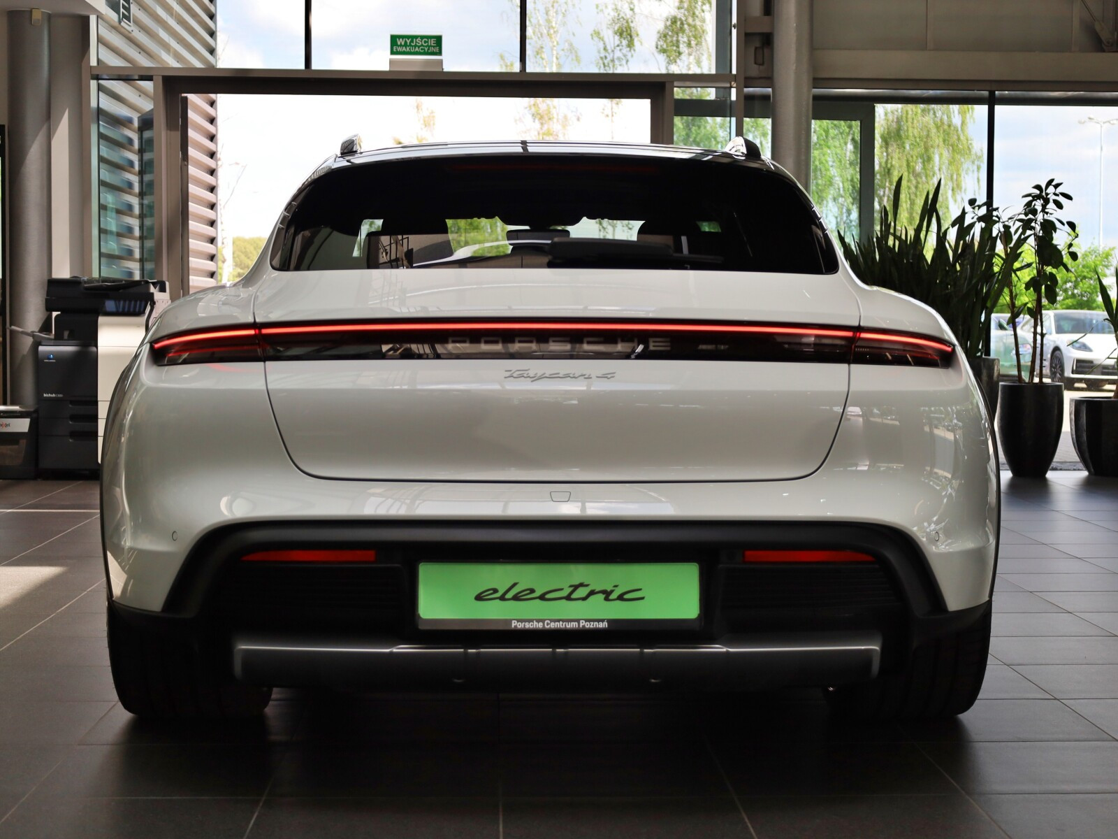 4 Cross Turismo 435 KM