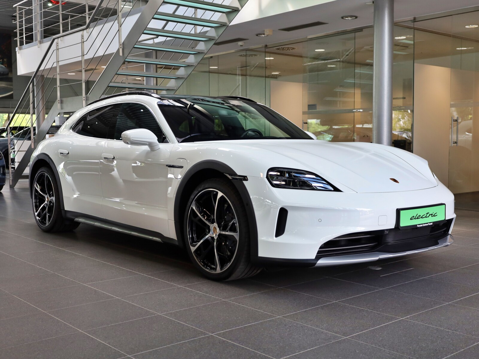 4 Cross Turismo 435 KM