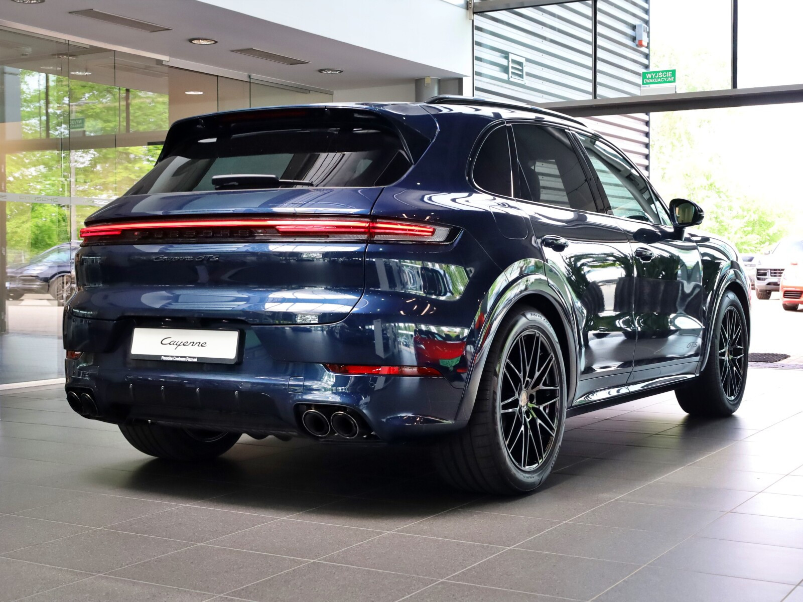 GTS SUV 4.0 500 KM