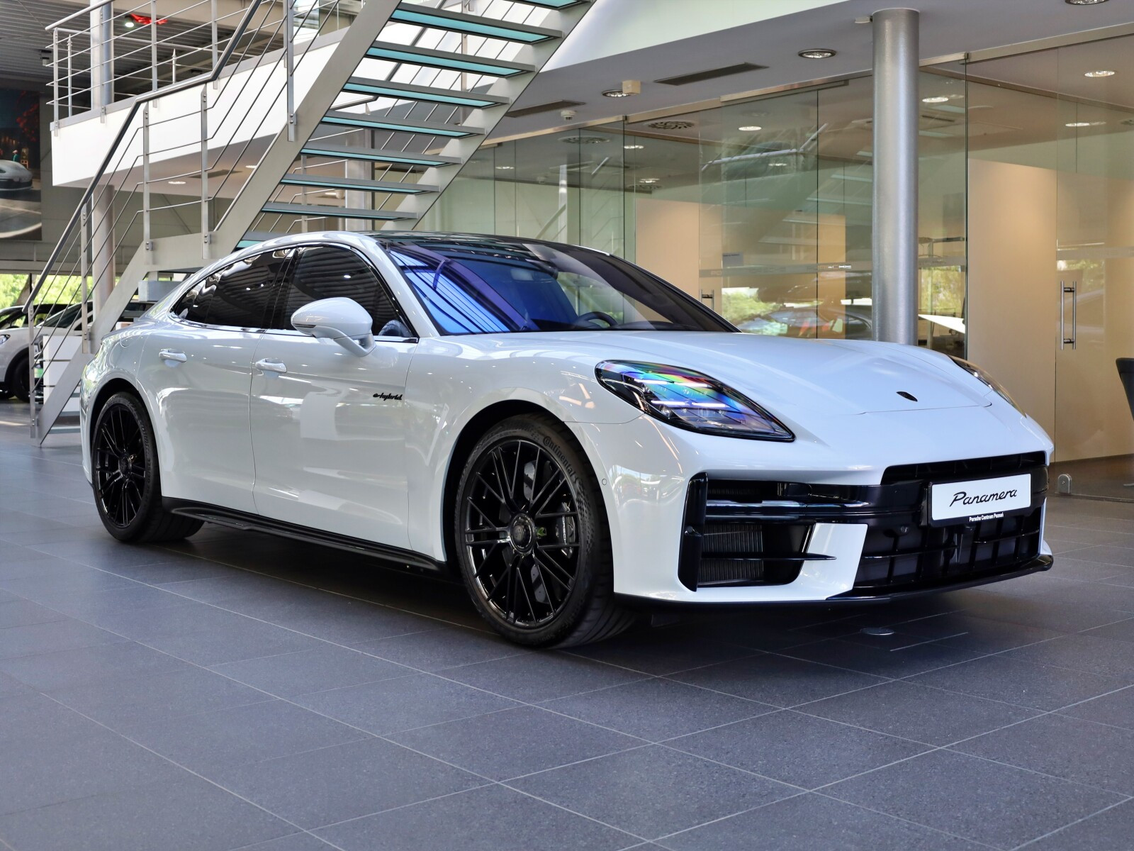 Turbo S E-Hybrid 4.0 V8 782 KM
