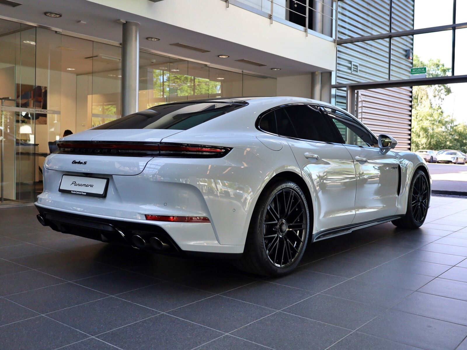 Turbo S E-Hybrid 4.0 V8 782 KM