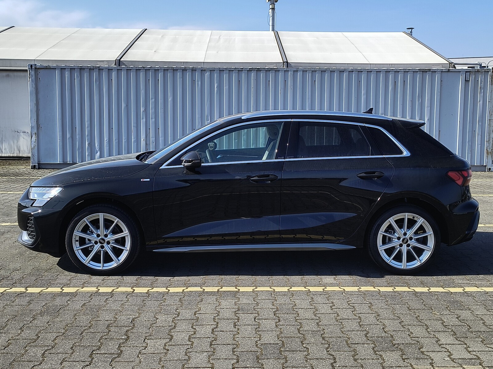Salon Polska,&nbsp;Autoryzowane&nbsp;Audi Select Plus+
