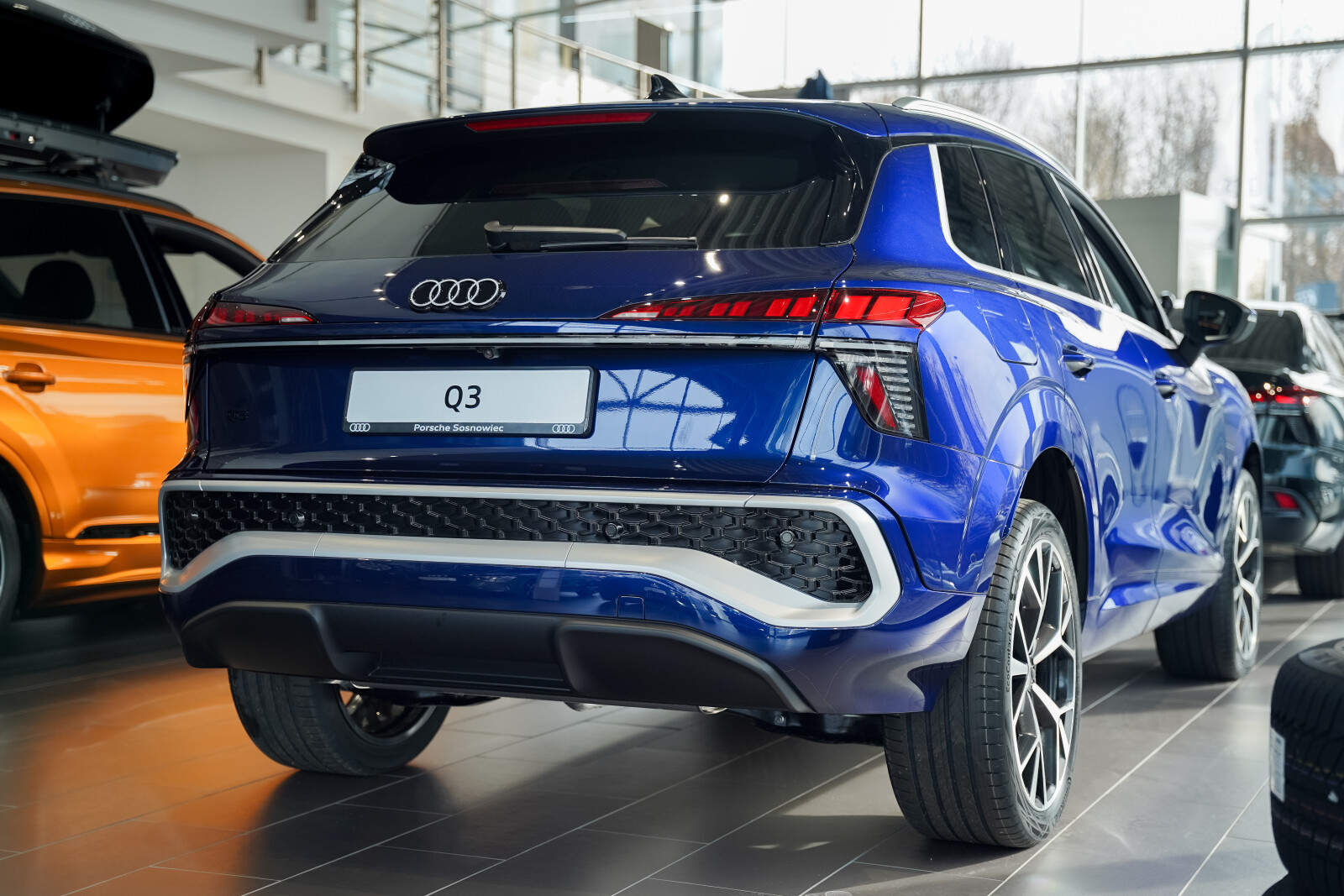 Q3 e-Hybrid 200kW S tronic: Tech plus; Matrix LED; VAT 23%