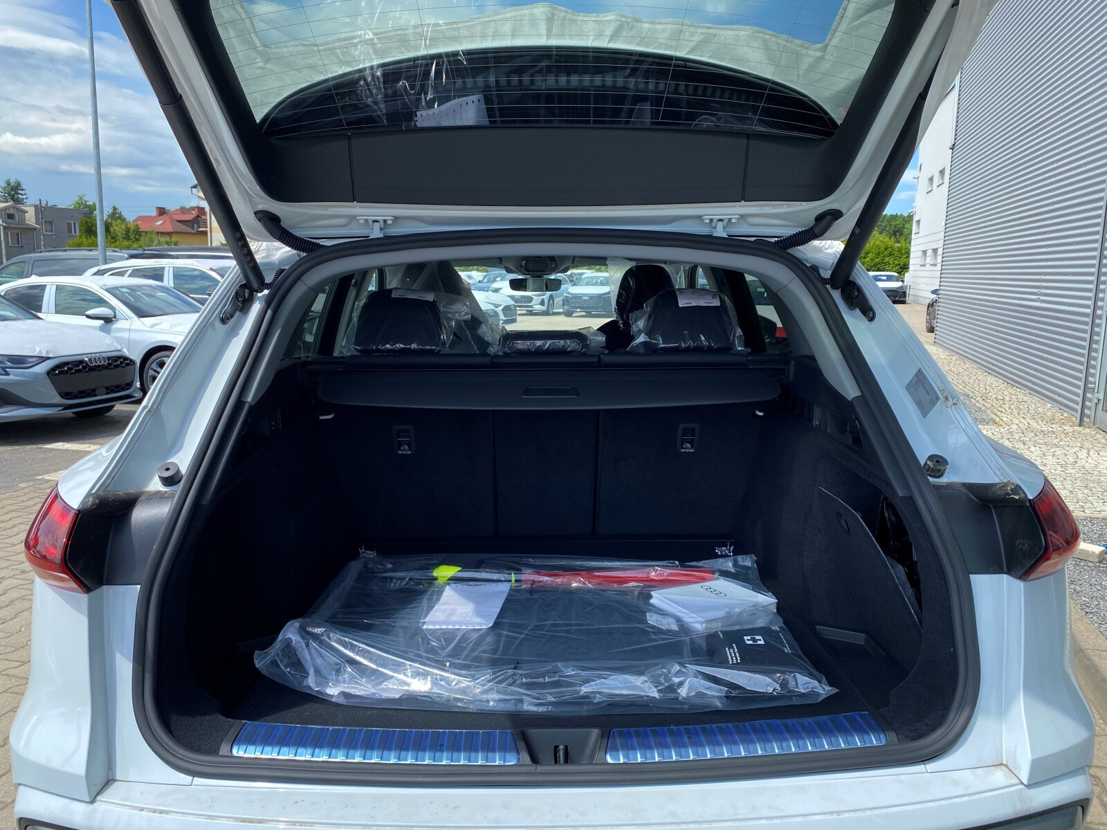 SUV TDI quattro 150 kW S tronic * Pakiet Tech Plus *
