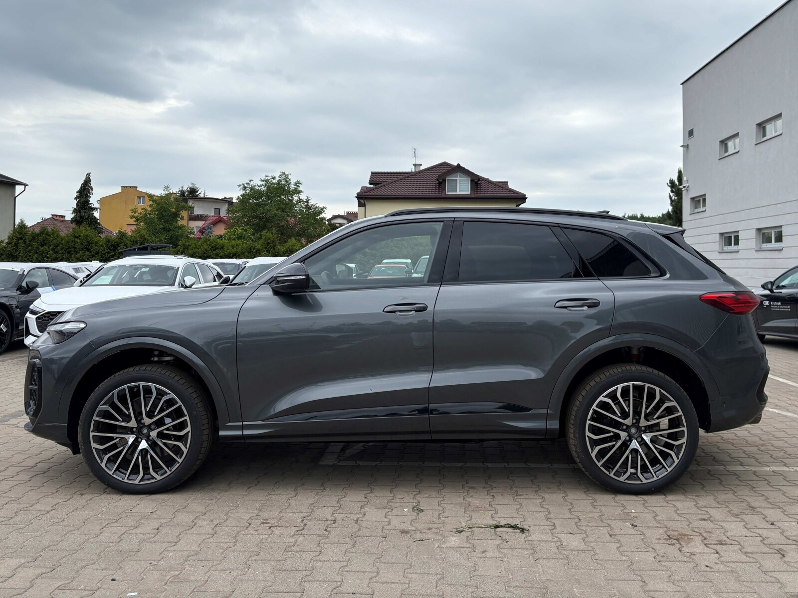SUV TFSI 270 kW S tronic * Pakiet Tech Pro *