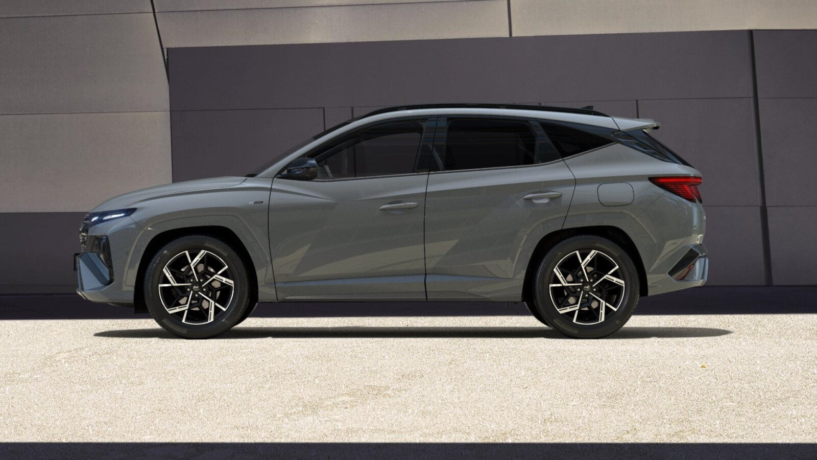 N-Line Luxury Sun HEV Plug-in 253KM 4WD.