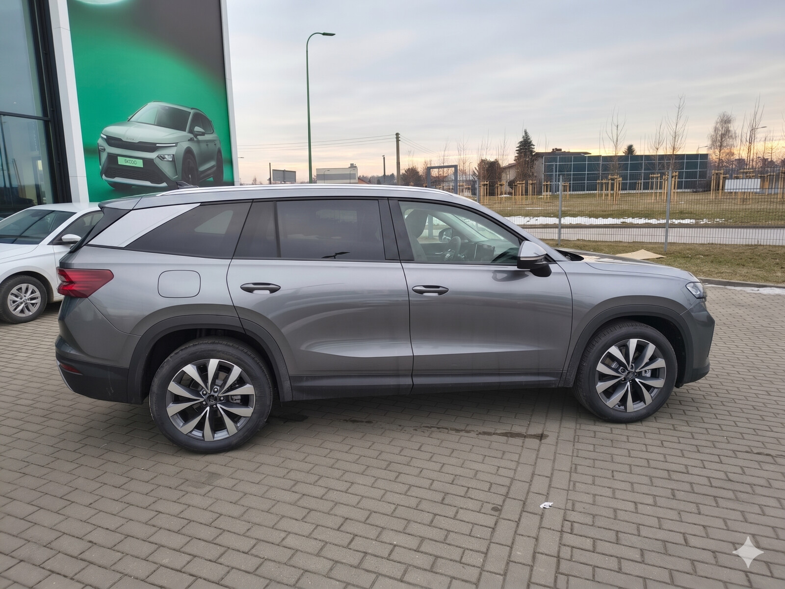 HYBRYDA PHEV 204 KM od ręki, nowy z salonu