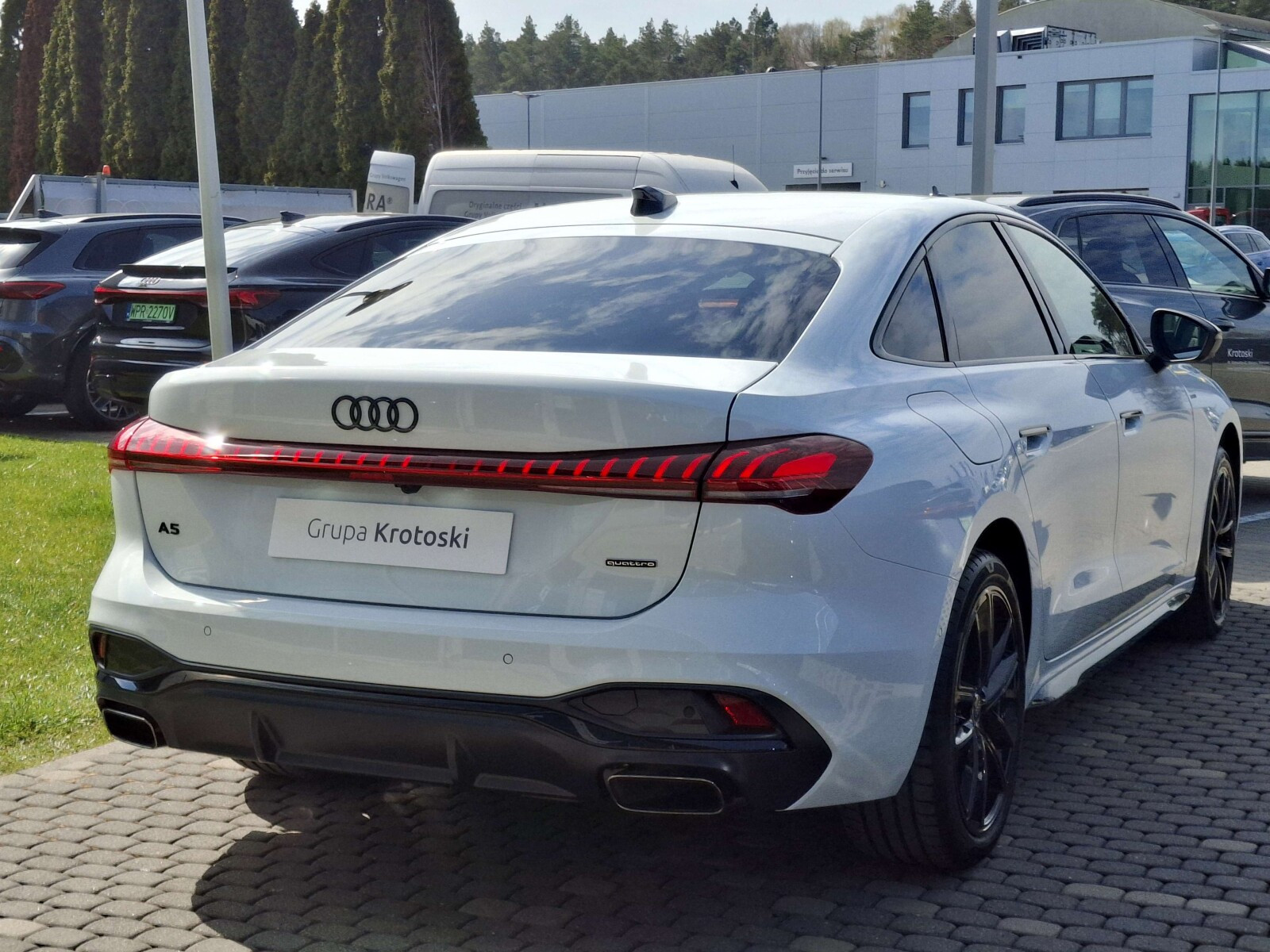 e-hybrid quattro 220 kW S tronic * Pakiet Tech Plus *