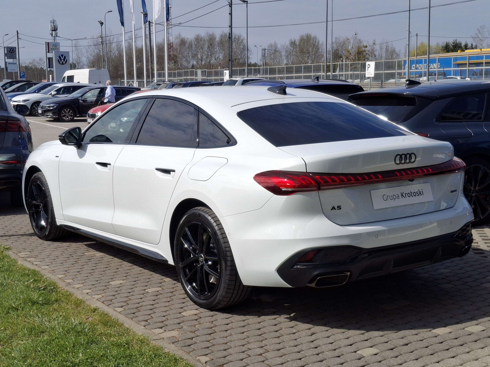e-hybrid quattro 220 kW S tronic * Pakiet Tech Plus *
