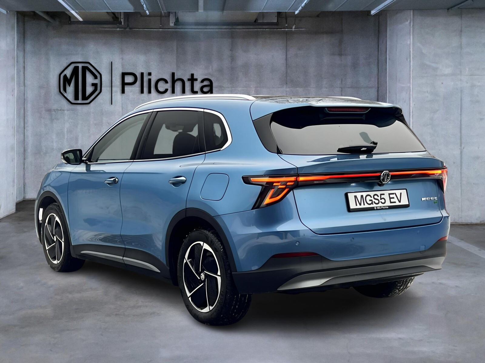 Exclusive Long Range 64kWh / Rabat dla wybranych grup zawodowych