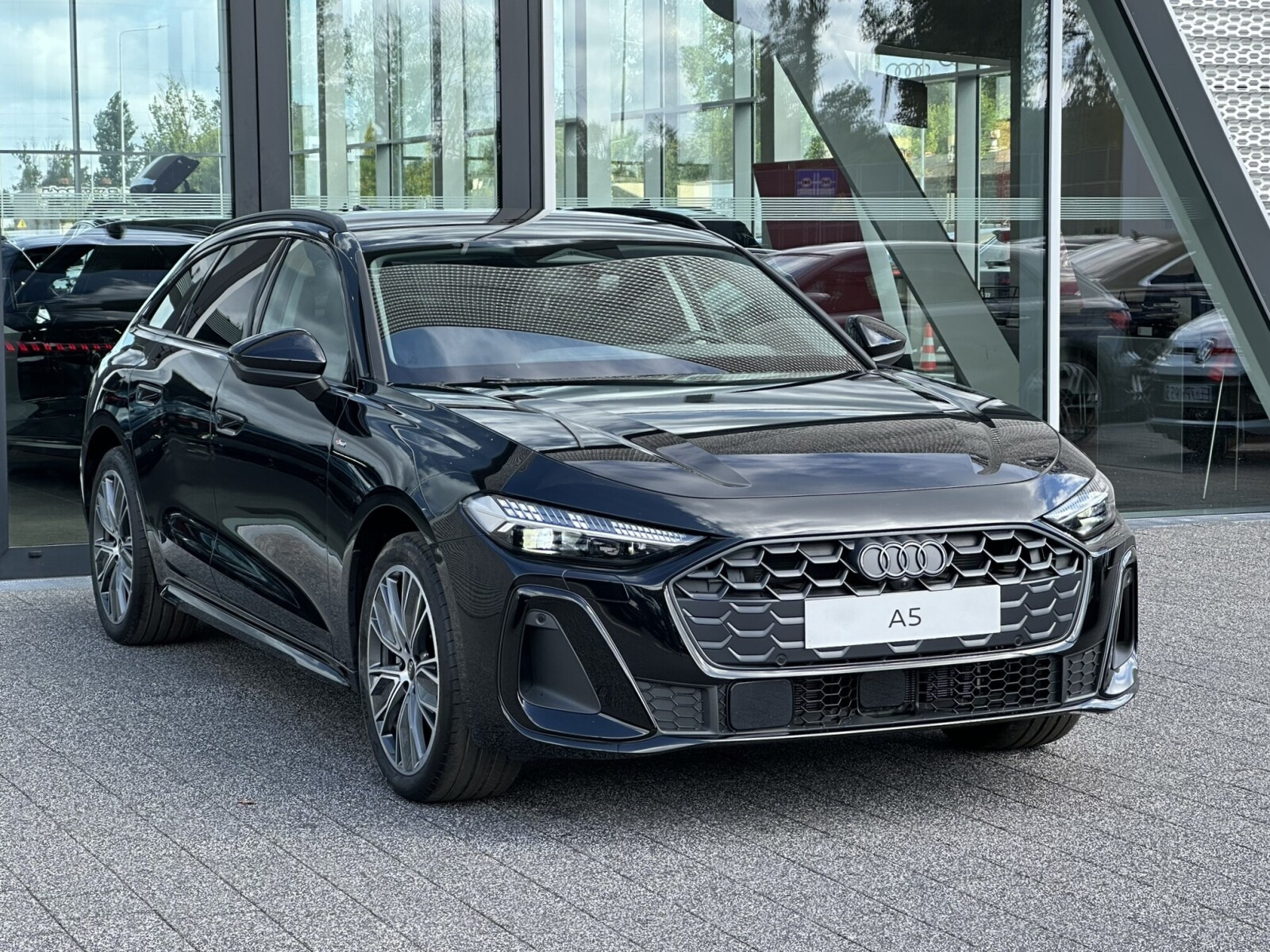 TFSI 110 kW S tronic * Pakiet Tech Plus *