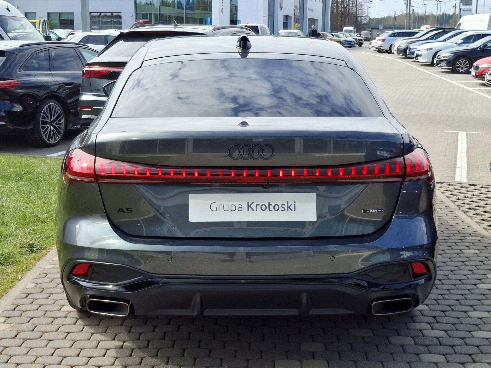 e-hybrid quattro 270 kW S tronic * Pakiet Tech Plus *