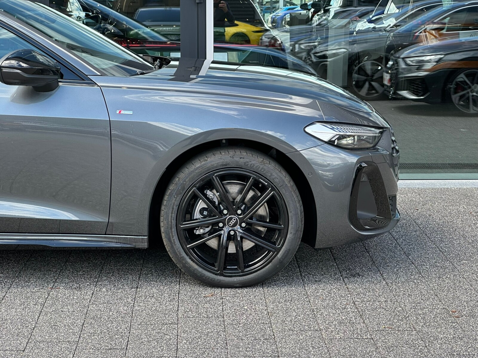 TFSI 110 kW S tronic * Pakiet Tech Plus *