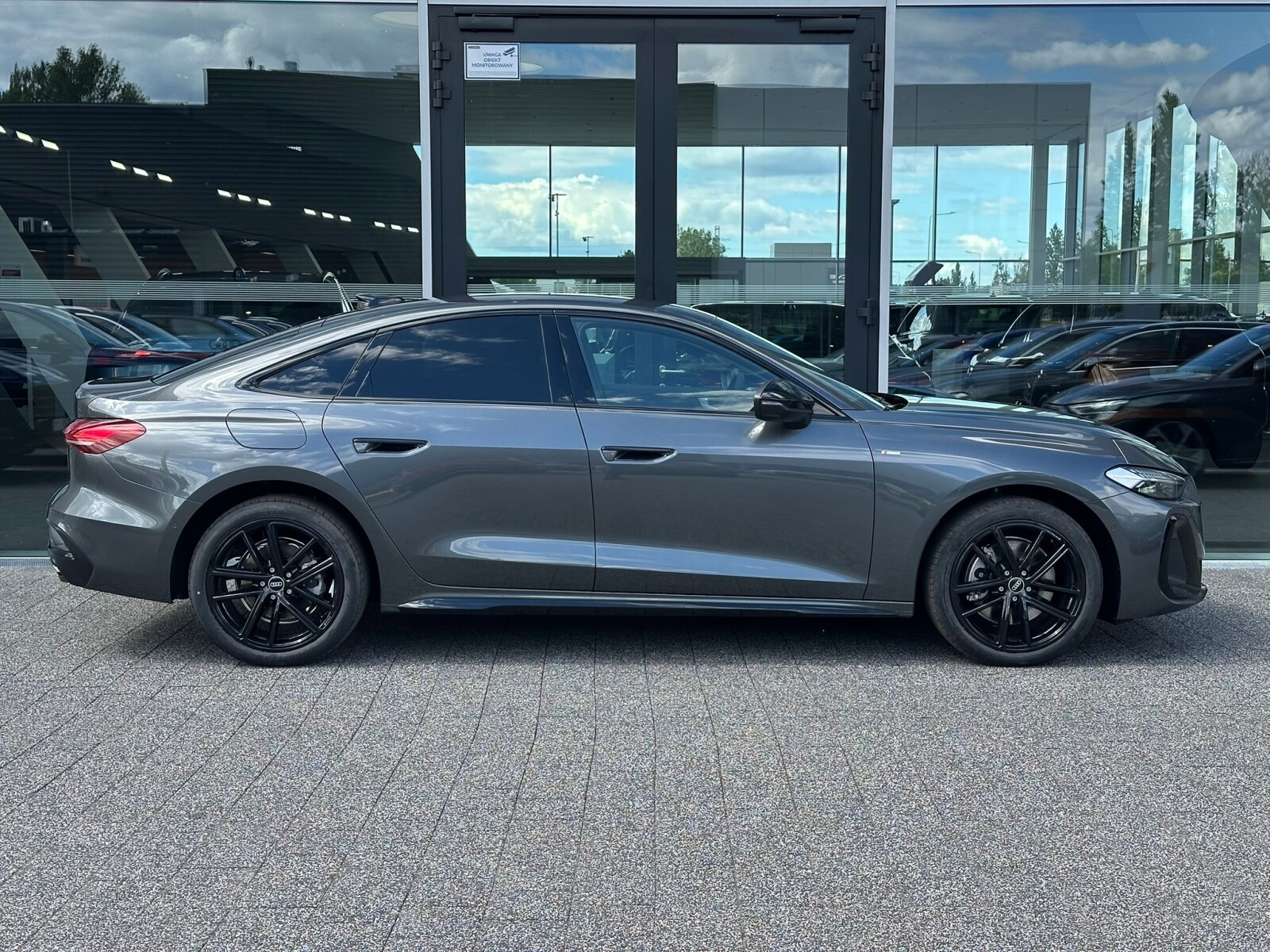 TFSI 110 kW S tronic * Pakiet Tech Plus *