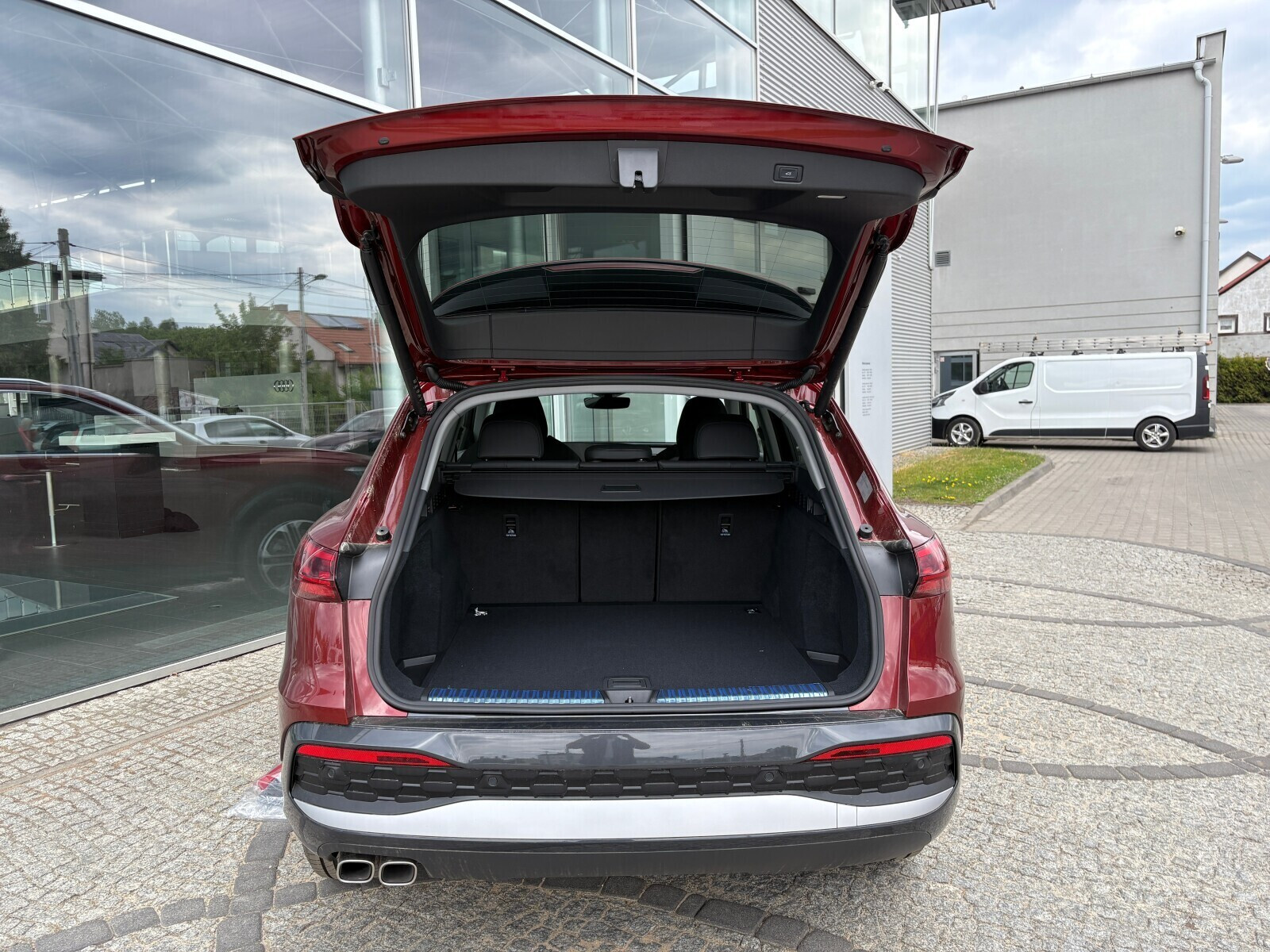 SUV TDI quattro 150 kW S tronic	* Pakiet Comfort & Technology *