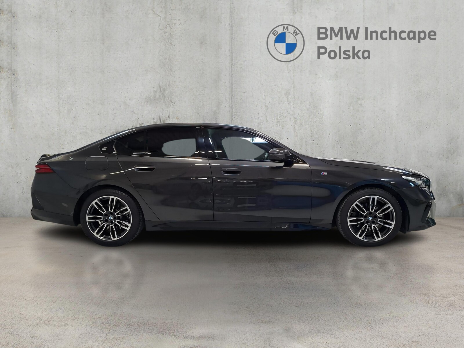 M Pakiet sportowy  l  Adaptacyjny reflektor LED  l  xDrive