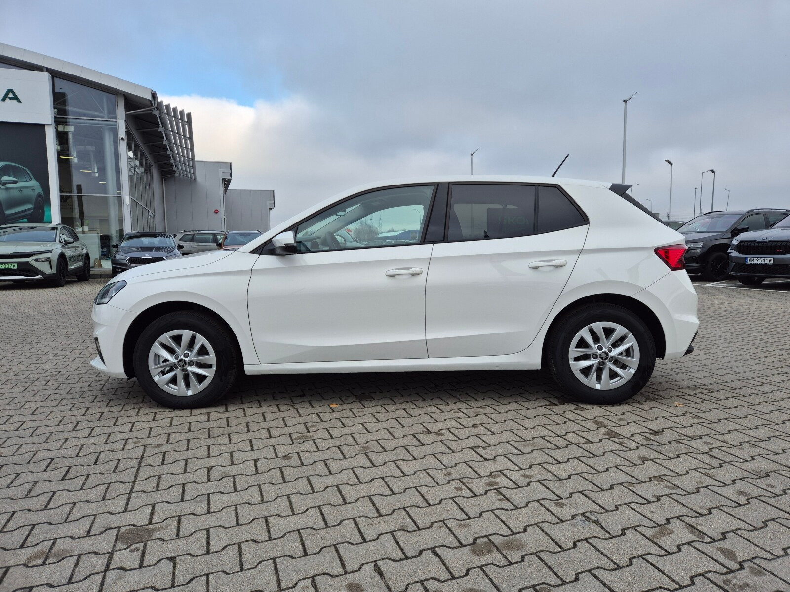 Selection 1.0 DSG auto z placu
