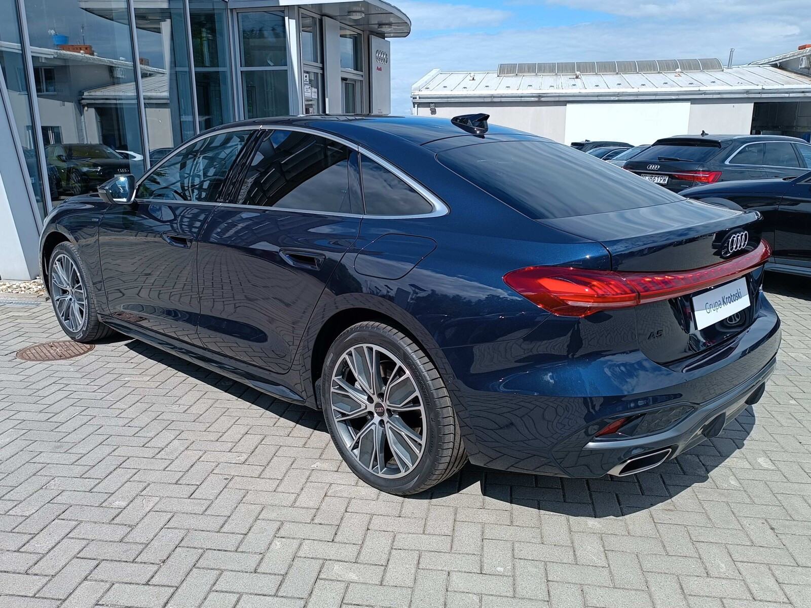 e-hybrid quattro 220 kW S tronic * Pakiet Tech Plus *