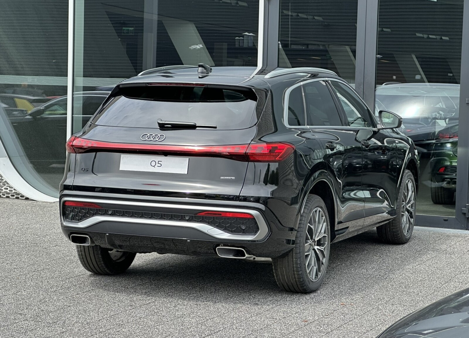 SUV TFSI quattro 150 kW S tronic * Pakiet Tech Plus *