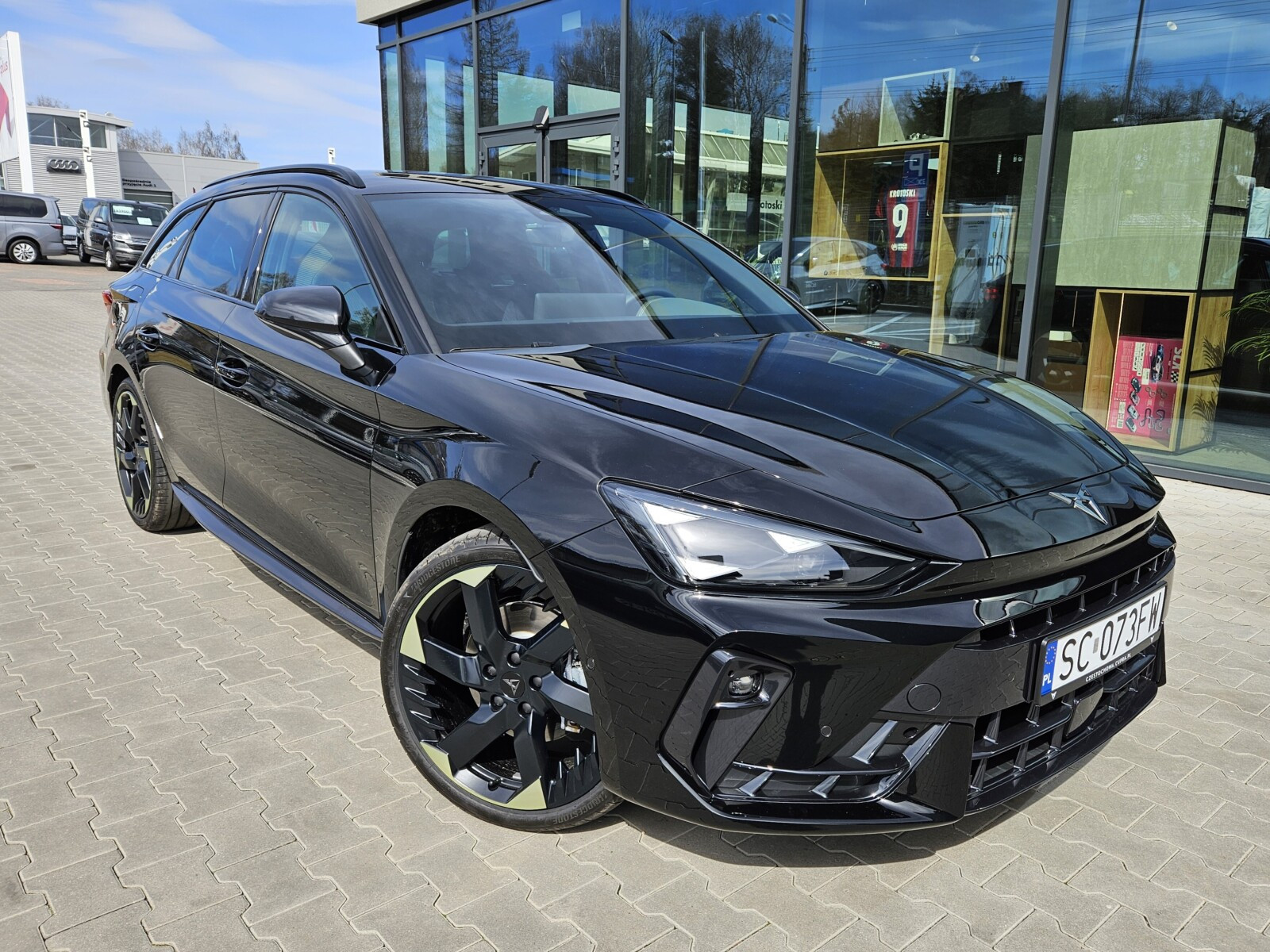 Tribe Edition 2.0 TSI 204 KM 7-biegowa DSG 4Drive DEMO!