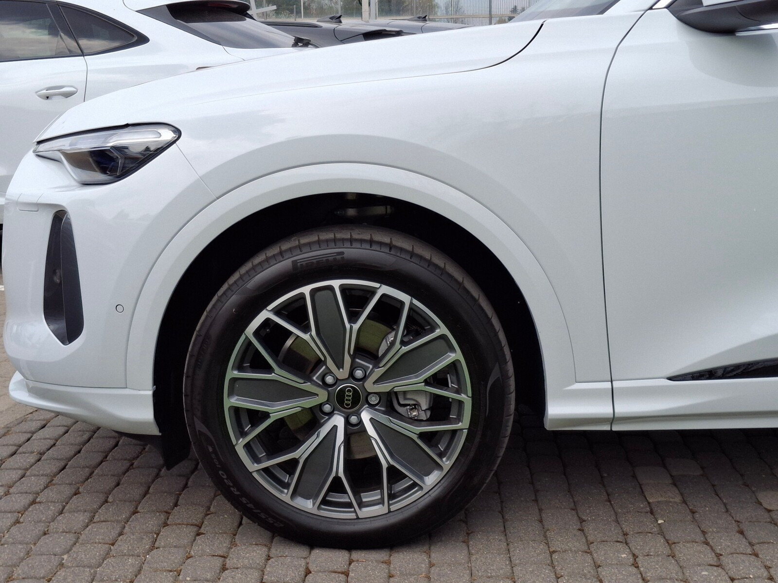 SUV TFSI quattro 150 kW S tronic * Pakiet Tech Plus *
