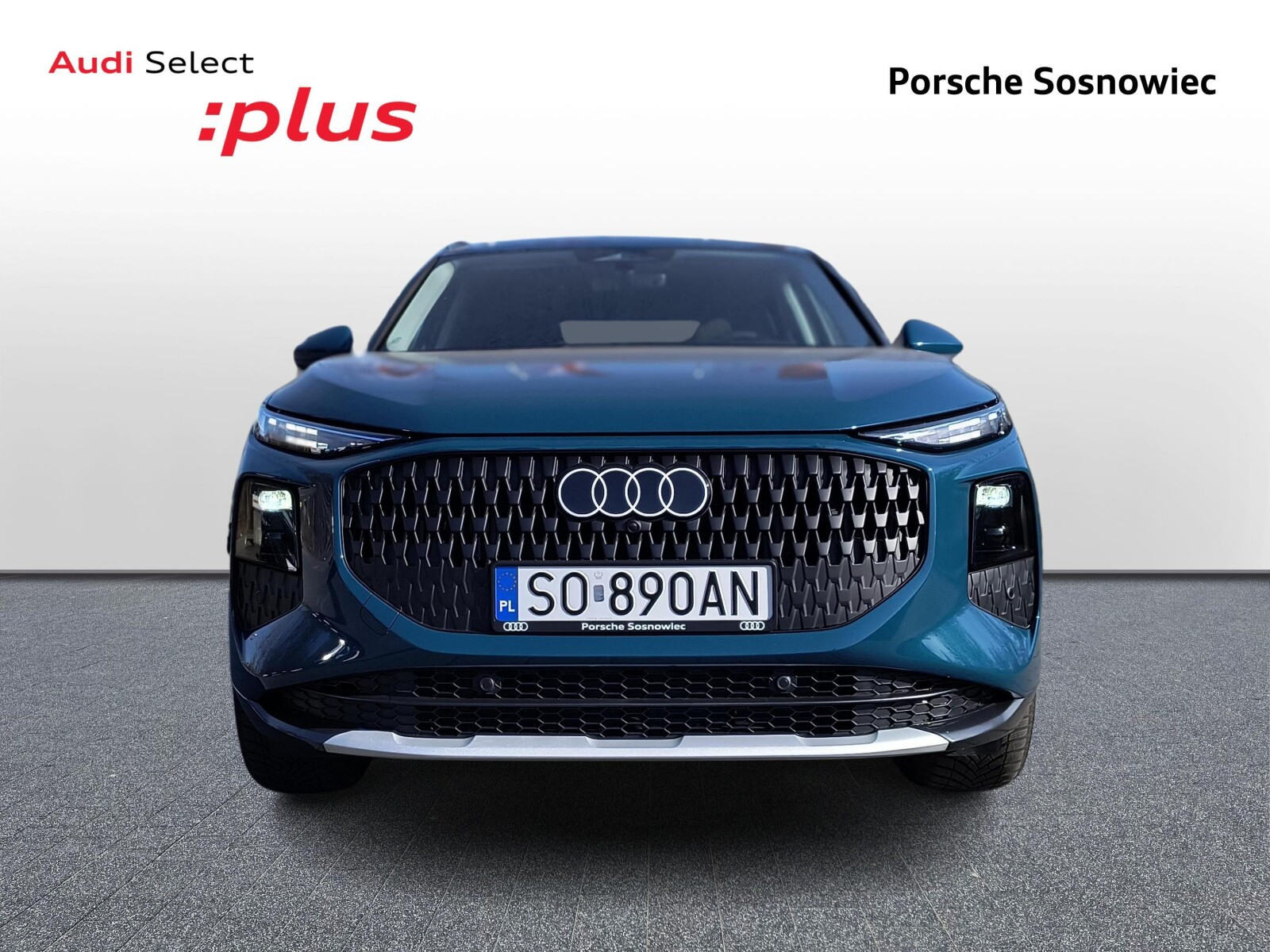 Q3 TFSI mHEV 110 kW S tronic: Tech plus; VAT 23%