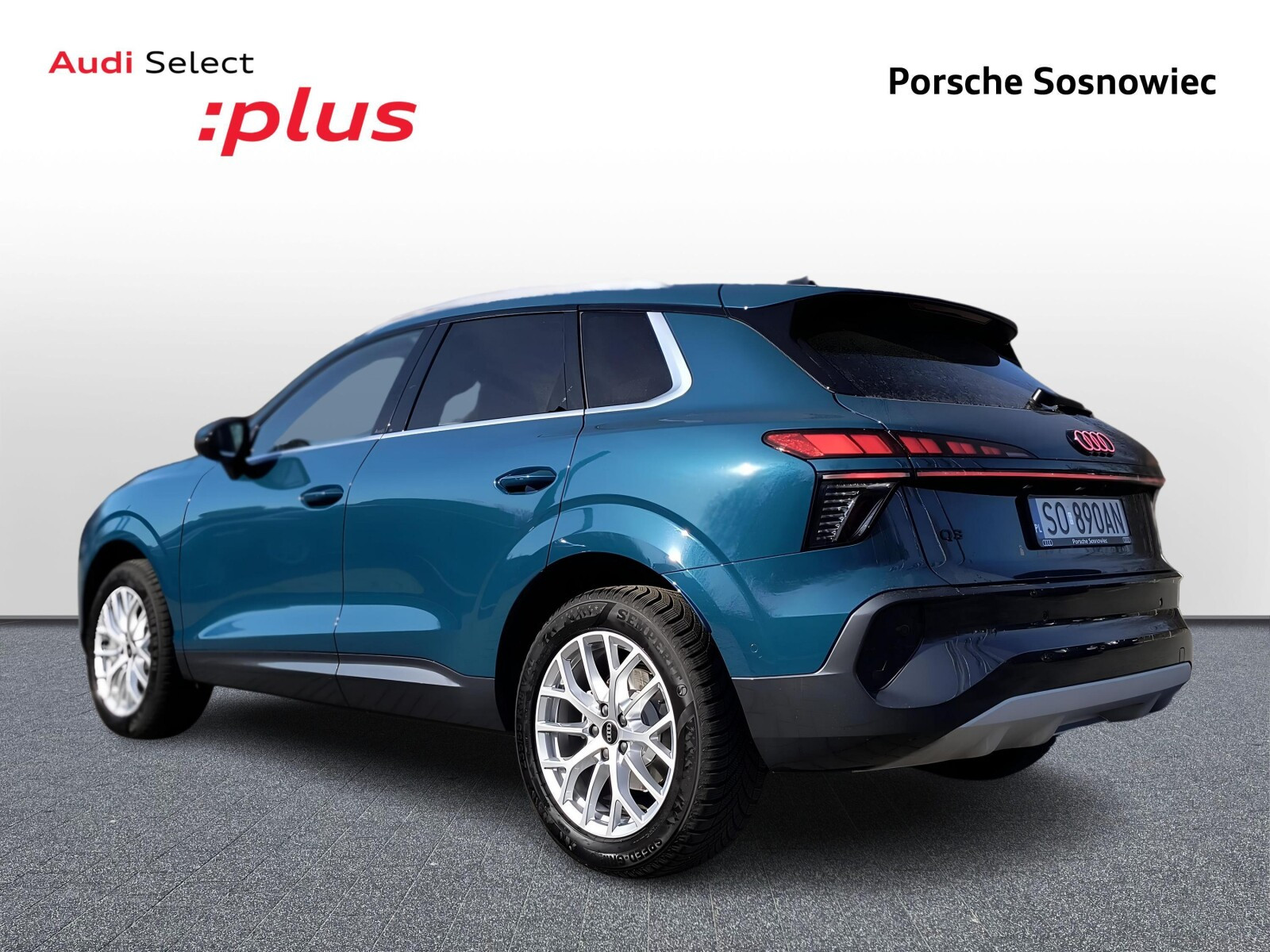 Q3 TFSI mHEV 110 kW S tronic: Tech plus; VAT 23%