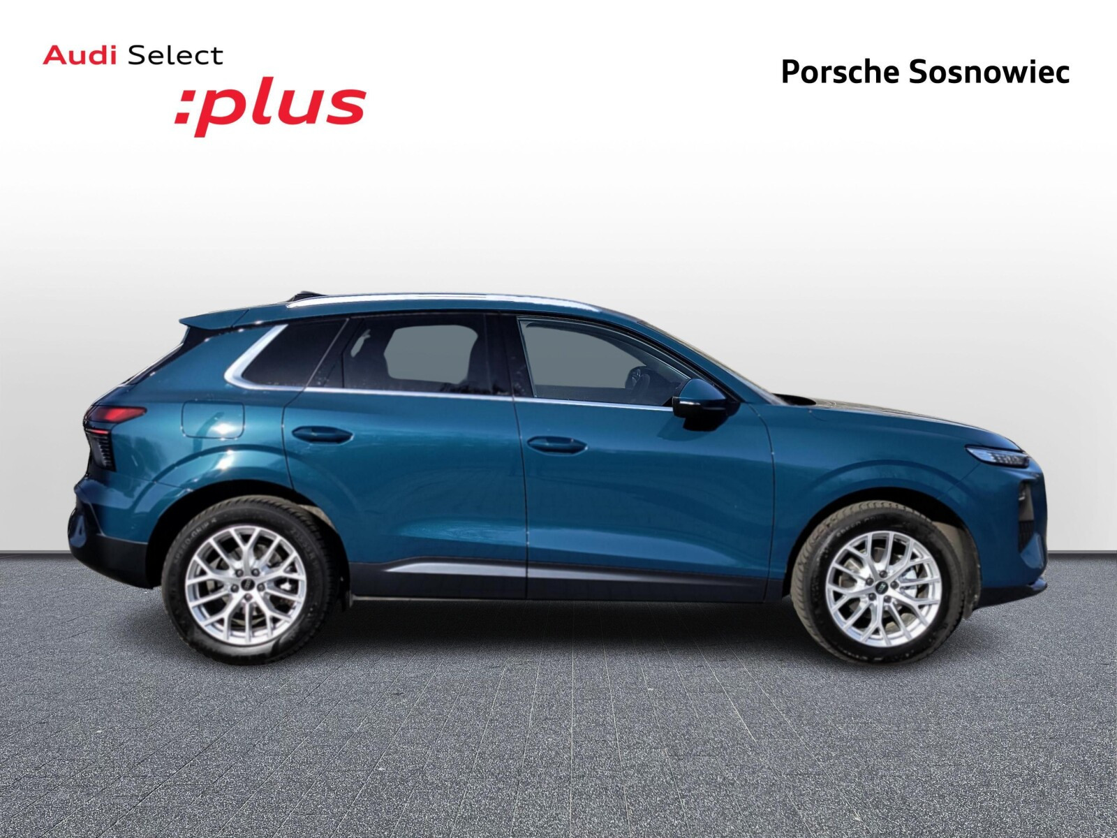 Q3 TFSI mHEV 110 kW S tronic: Tech plus; VAT 23%
