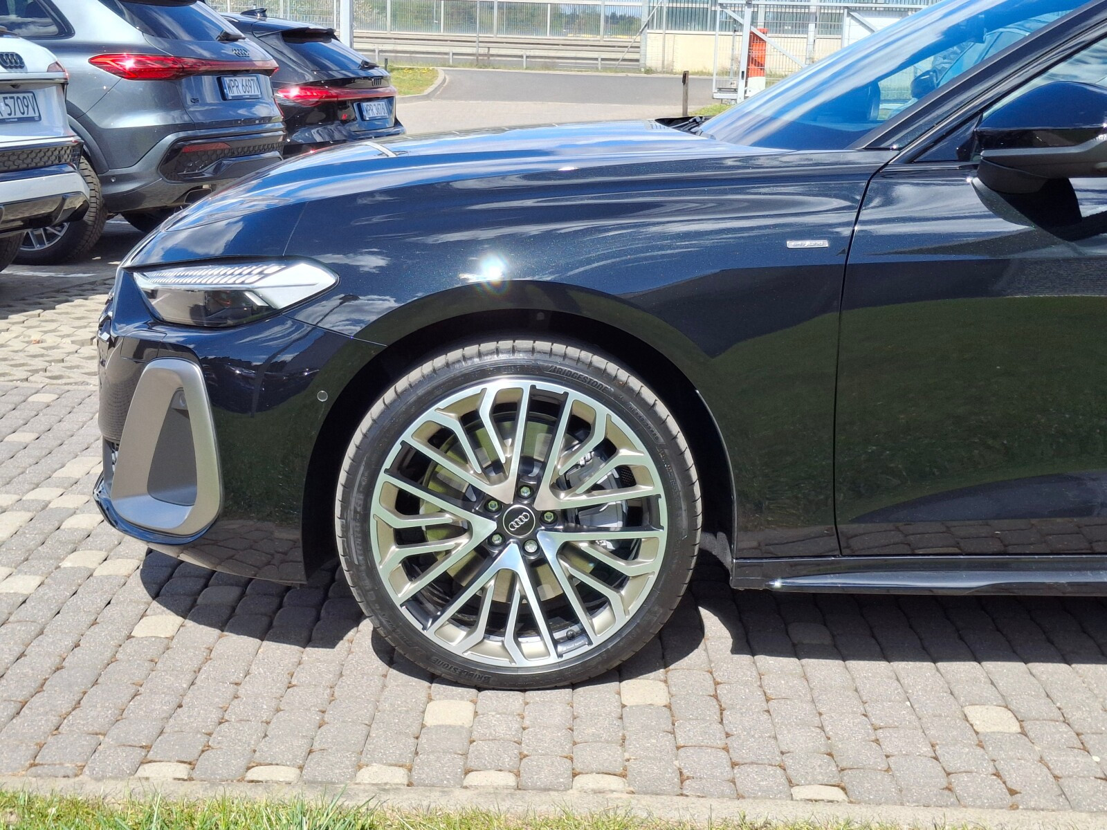 e-hybrid quattro 220 kW S tronic * Pakiet Tech Plus *