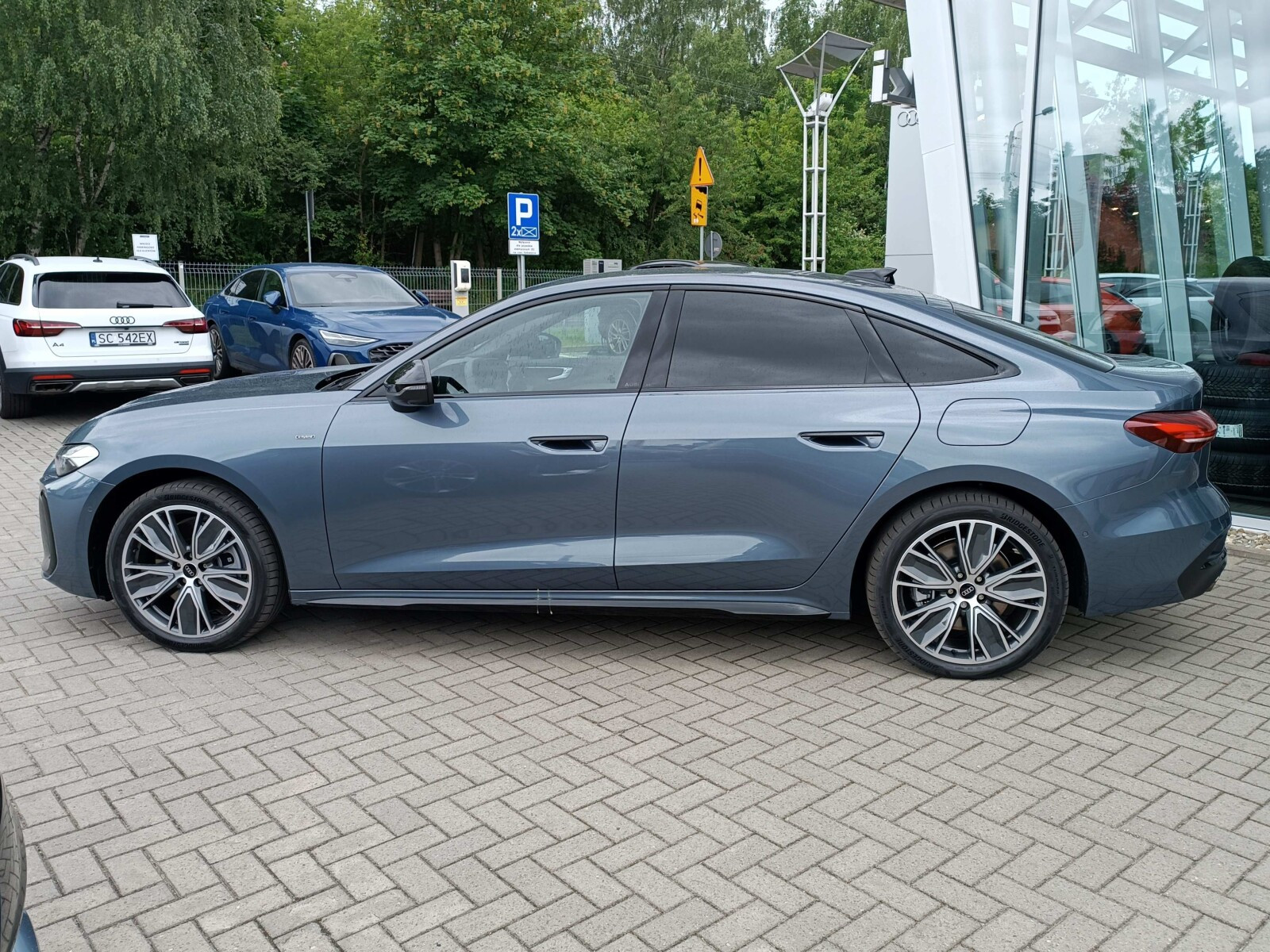 e-hybrid quattro 220 kW S tronic * Pakiet Tech Plus *