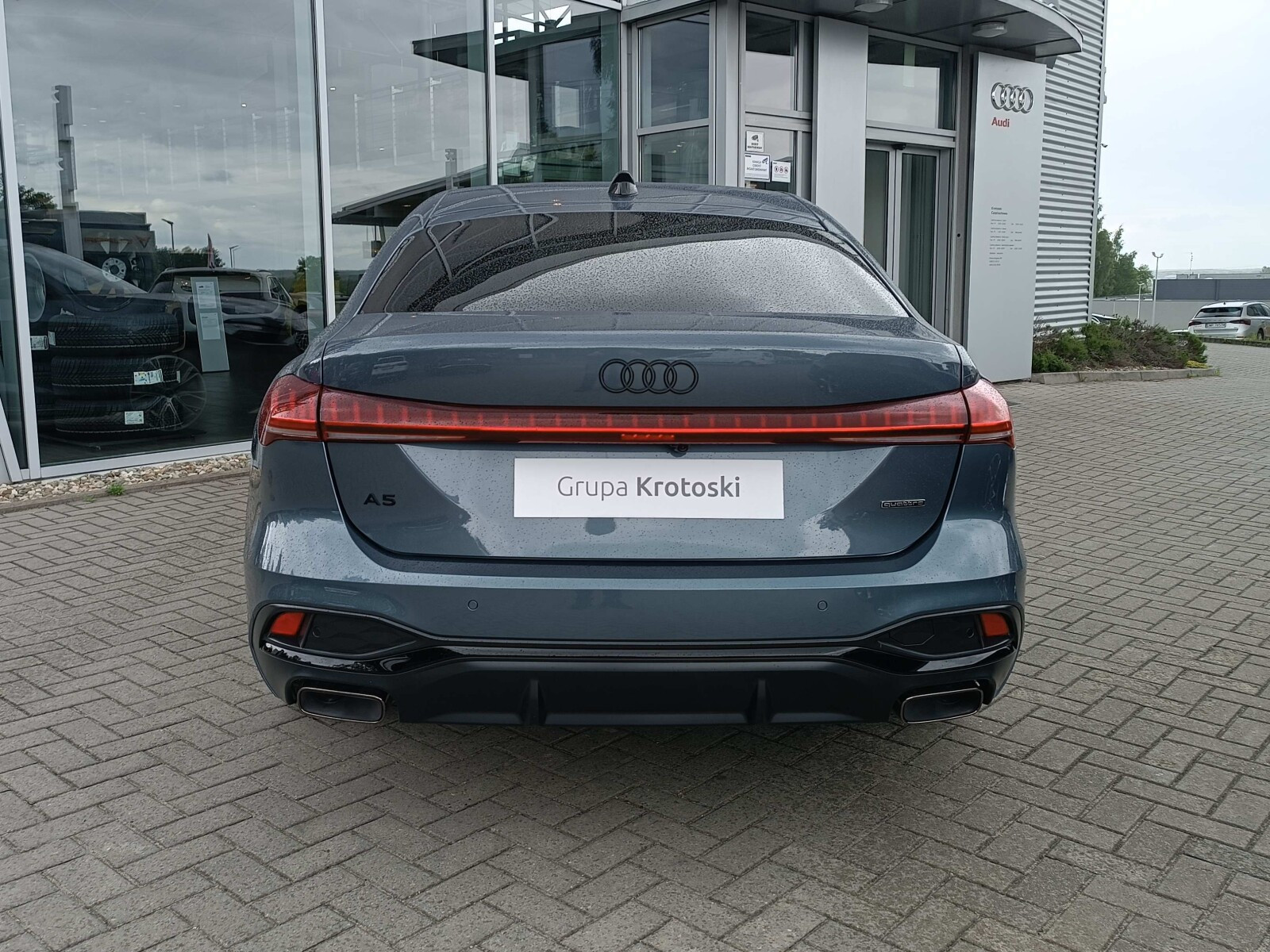 e-hybrid quattro 220 kW S tronic * Pakiet Tech Plus *