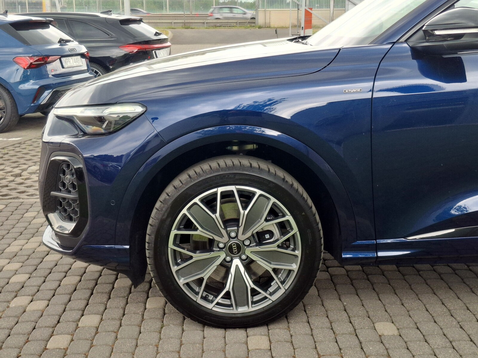SUV e-hybrid quattro 220 kW S tronic * Pakiet Tech Pro *