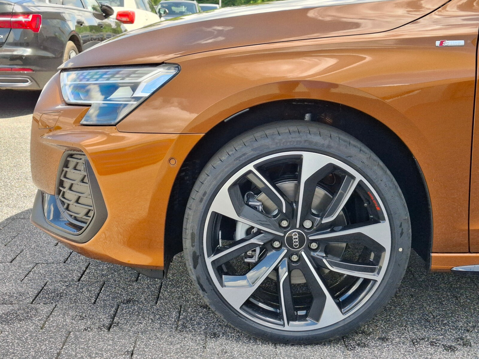 S line TFSI 110 kW S tronic * Lakier Exclusive *