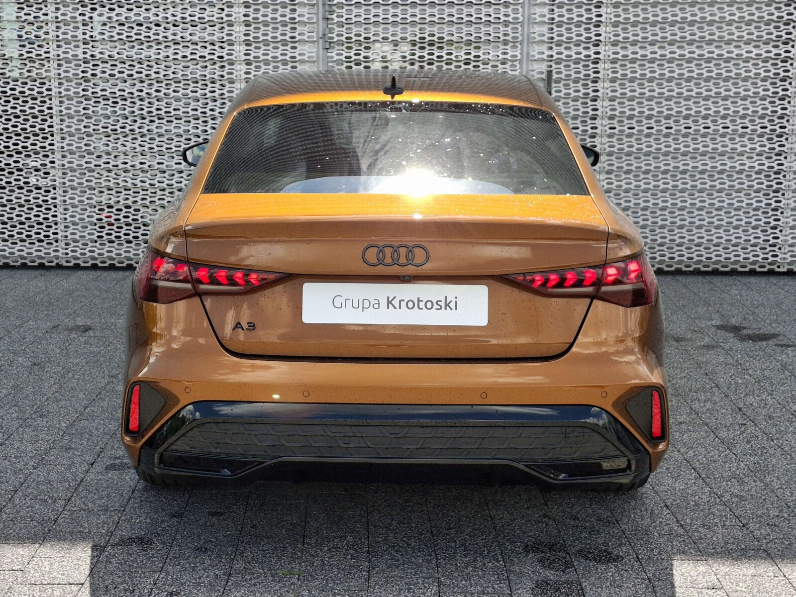 S line TFSI 110 kW S tronic * Lakier Exclusive *